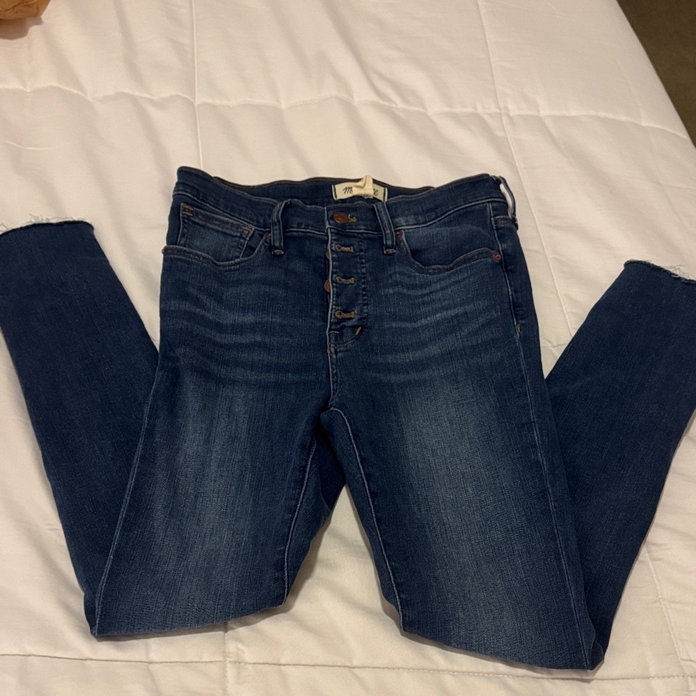 Madewell Dark Blue Skinny Jeans- 9” mid rise skinny